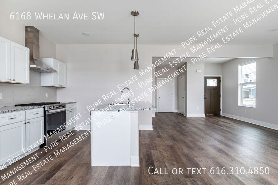 6168 Whelan Ave Sw - Photo 7 of 35