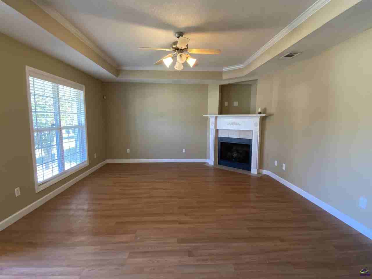 122 Maryjay Dr - Photo 3 of 14
