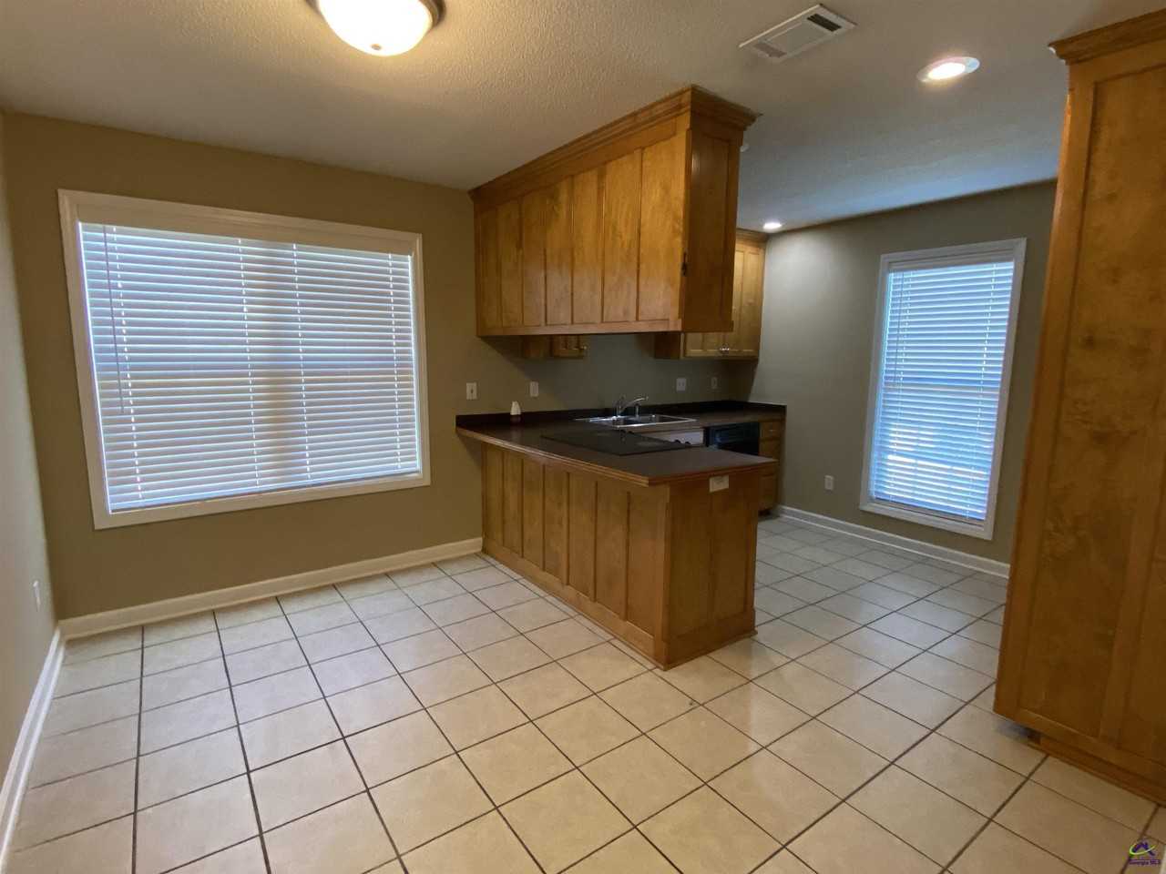 122 Maryjay Dr - Photo 5 of 14
