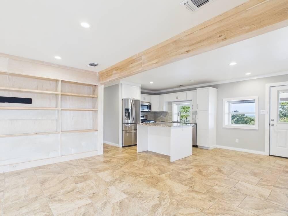1016 Luckenbach Cain City Rd - Photo 4 of 25