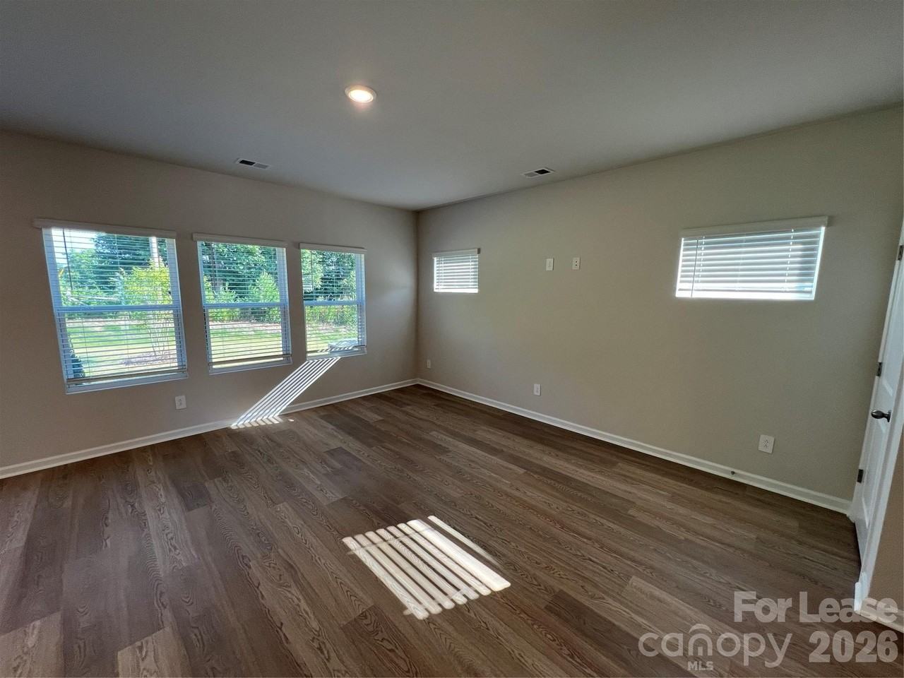 149 Bird Dog Dr - Photo 5 of 25