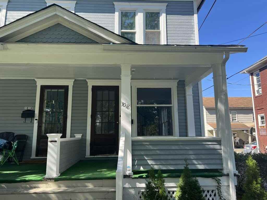 1018 Bucknell Ave - Photo 2 of 26