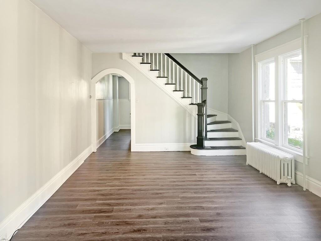 1018 Bucknell Ave - Photo 3 of 26
