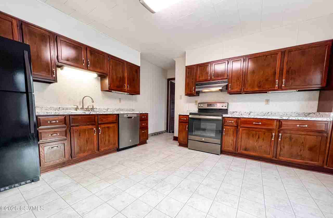 7 King St - Photo 7 of 19