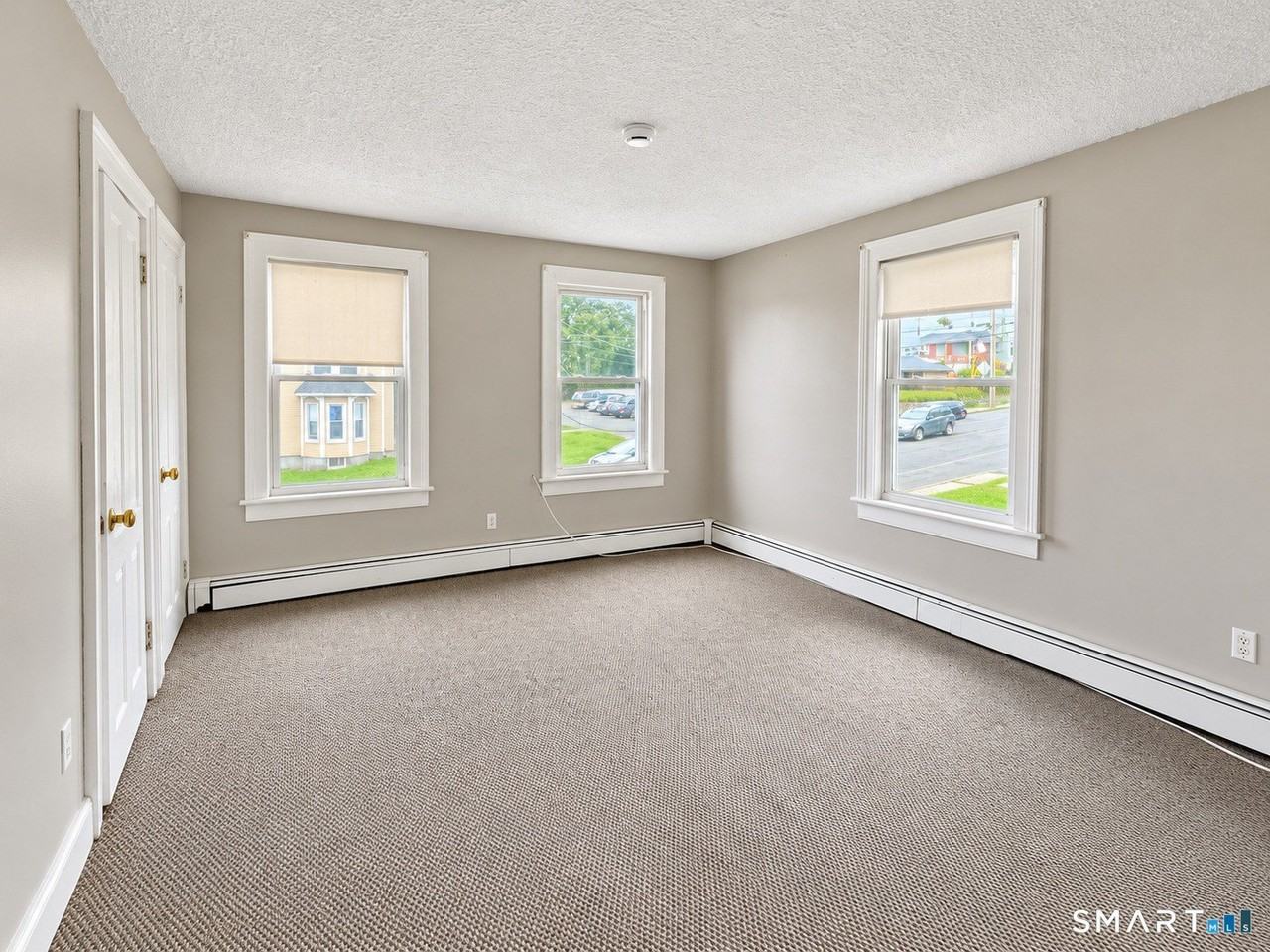 30 Smith St - Photo 4 of 12
