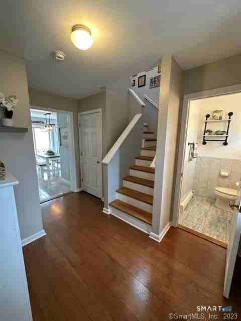 209 Deerfield Ridge Dr - Photo 4 of 20