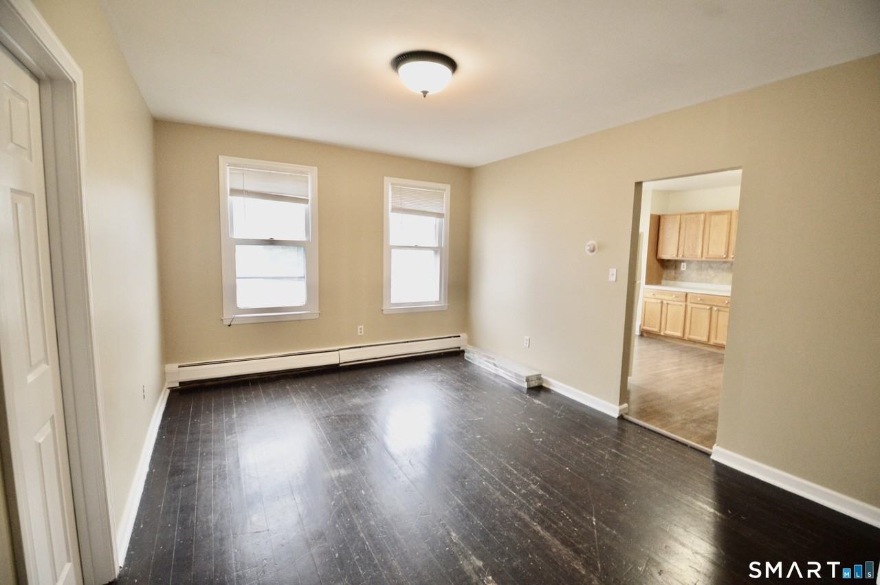 2343 Barnum Ave #B - Photo 6 of 16