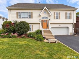featured image of 53 Moulthrop St
