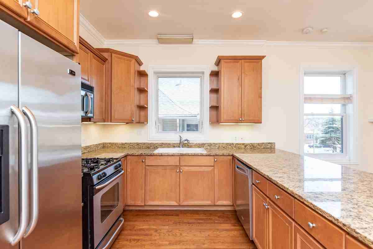 4145 N Milwaukee Ave #2 - Photo 3 of 21