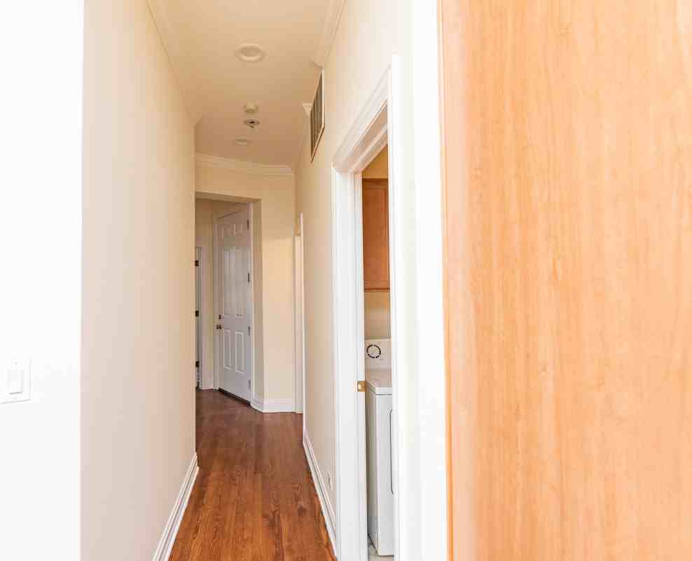 4145 N Milwaukee Ave #2 - Photo 7 of 21