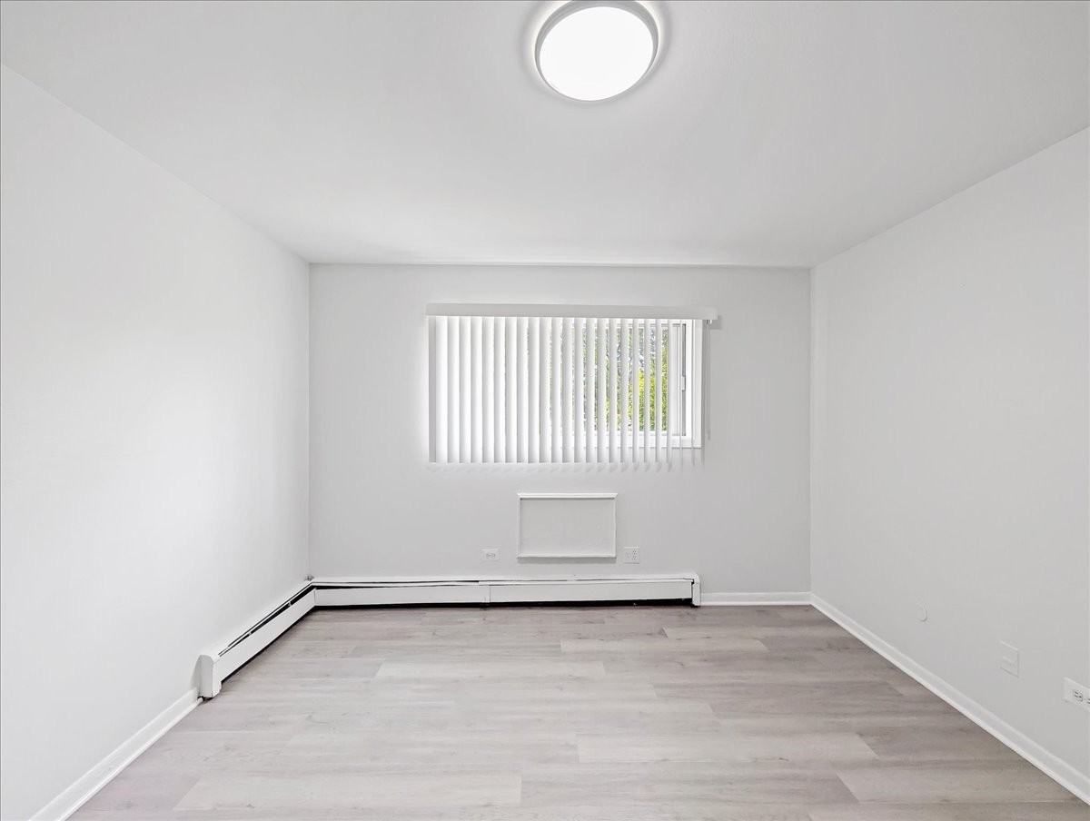 600 Mckinley Ave #306 - Photo 4 of 17