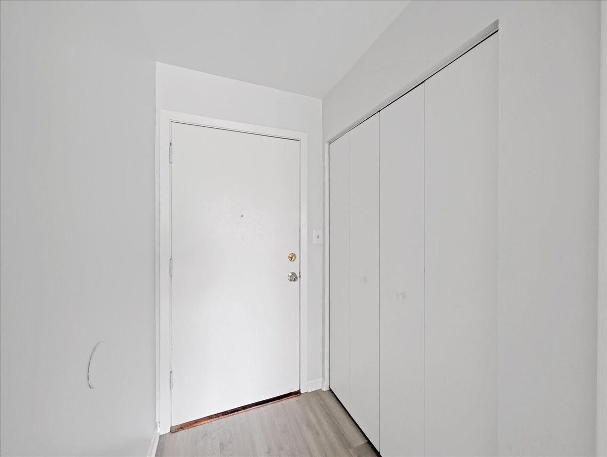 600 Mckinley Ave #306 - Photo 6 of 17