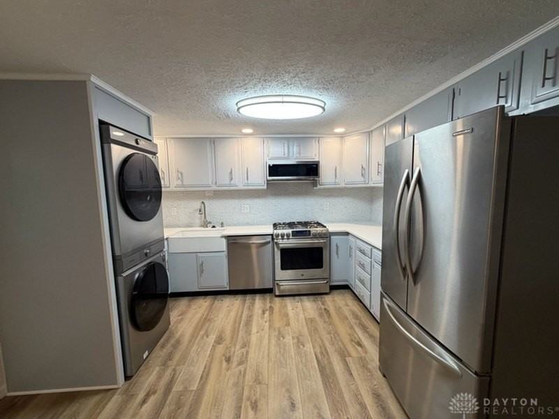 6510 Longford Rd - Photo 3 of 16
