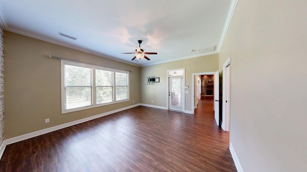 509 Patterson Rd - Photo 3 of 26