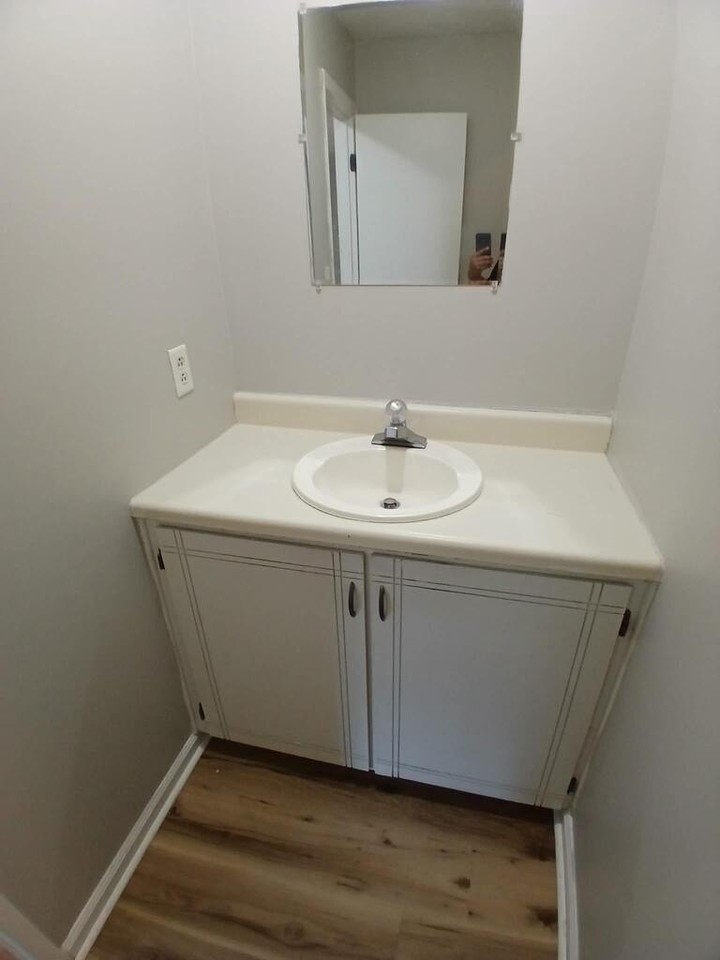 608 W Reynolds St Apt A - Photo 5 of 10