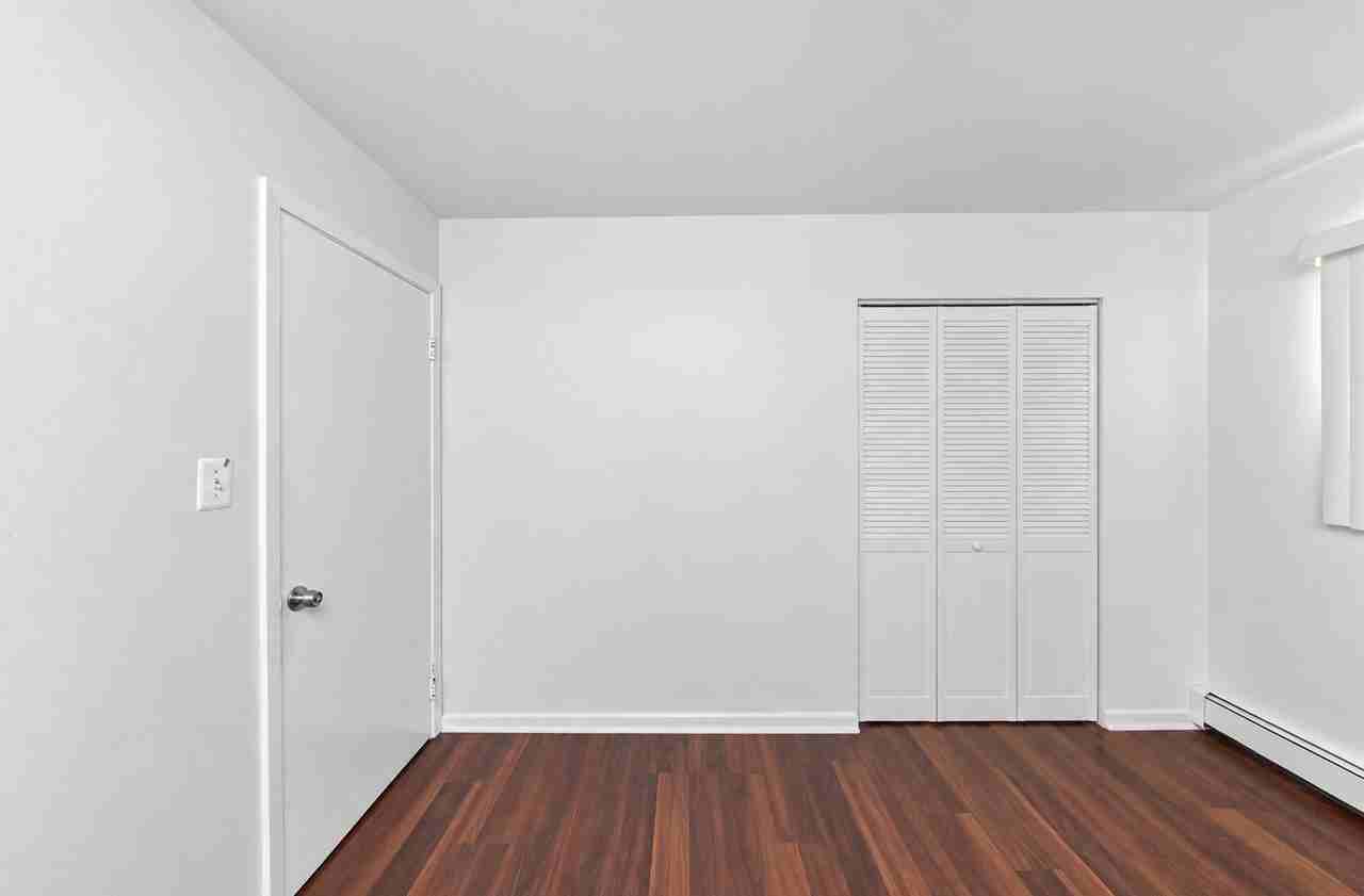 700 Mckinley Ave #303 - Photo 5 of 14