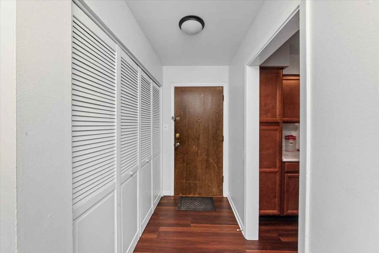 700 Mckinley Ave #303 - Photo 6 of 14