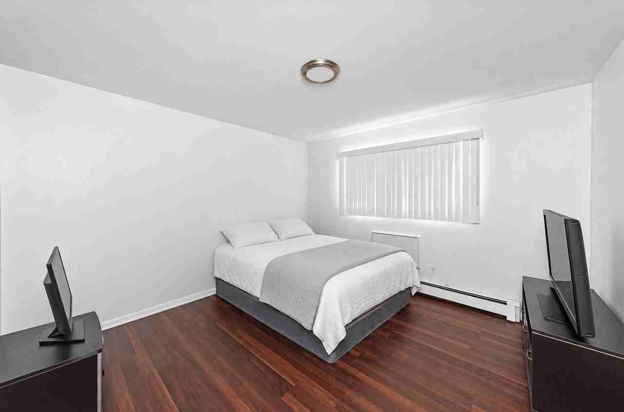 700 Mckinley Ave #303 - Photo 7 of 14