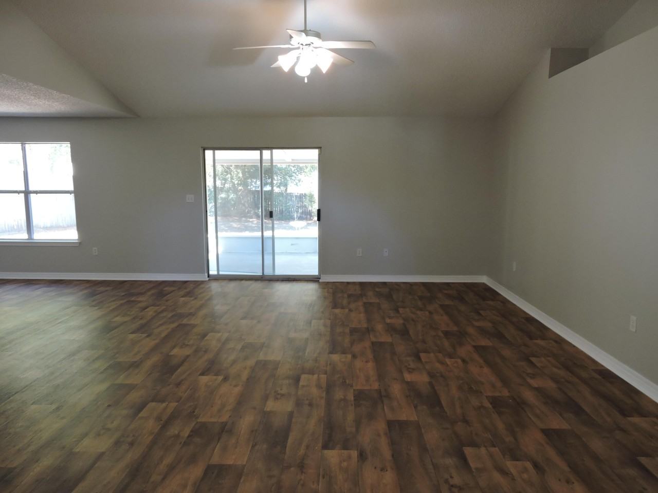 4738 Connor Dr - Photo 2 of 15
