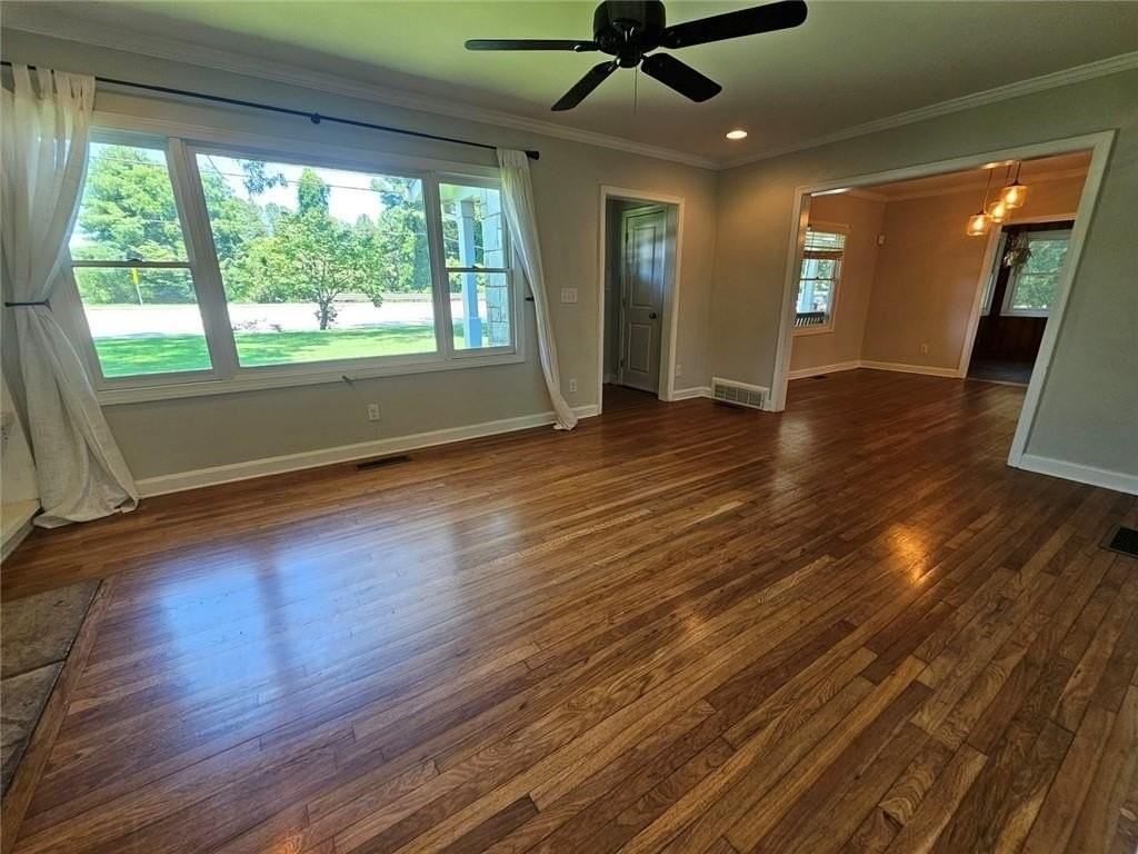 3293 Covington Hwy - Photo 5 of 45