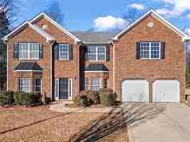 featured image of 221 Cutbank Ct Sw