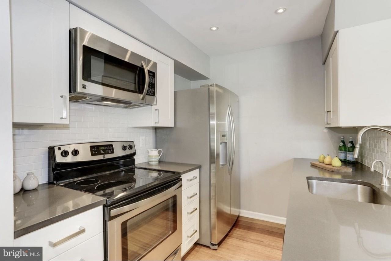 10838 Antigua Ter #203 - Photo 5 of 27