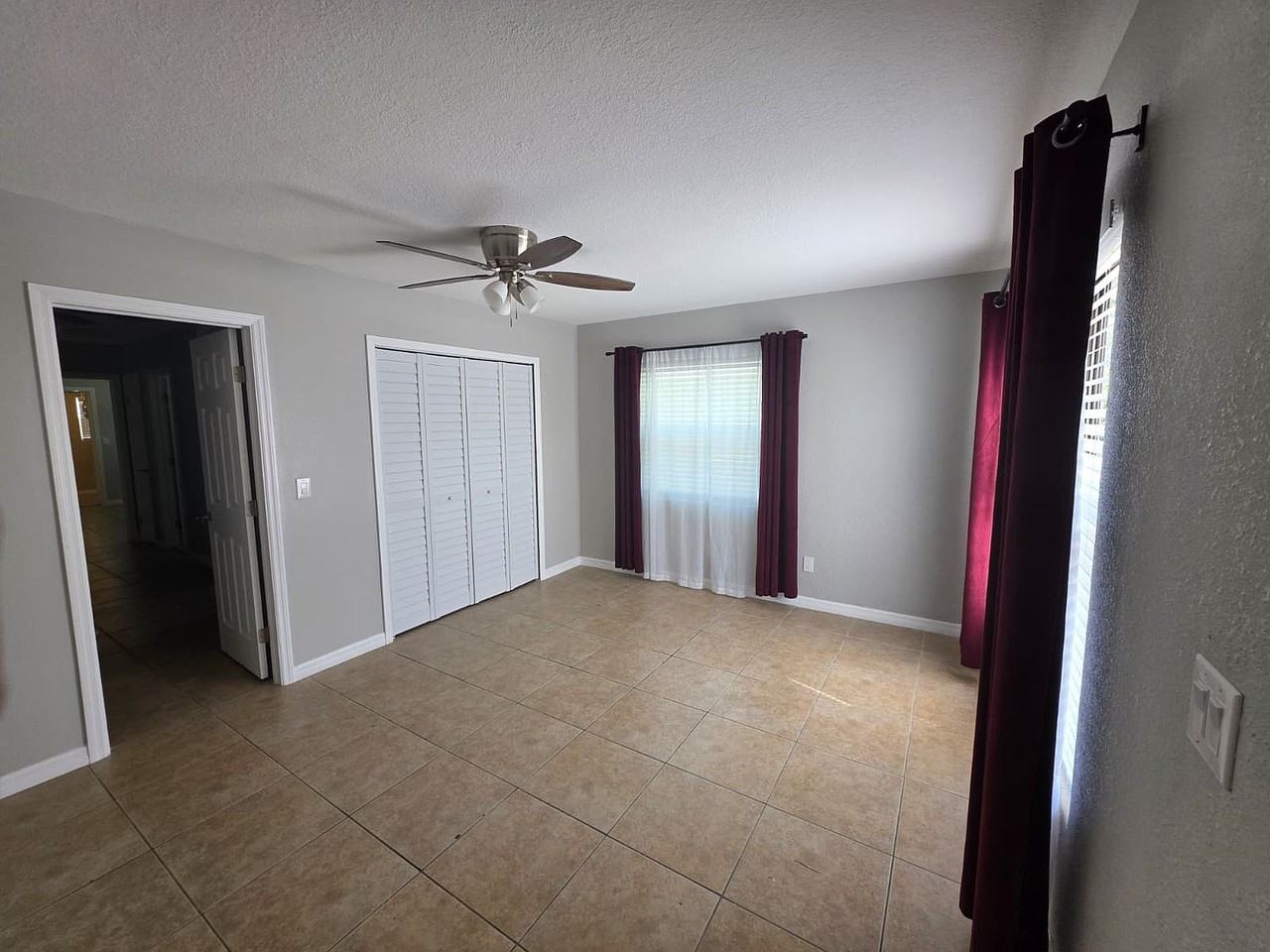 112 S Highland Ave #112 - Photo 6 of 27