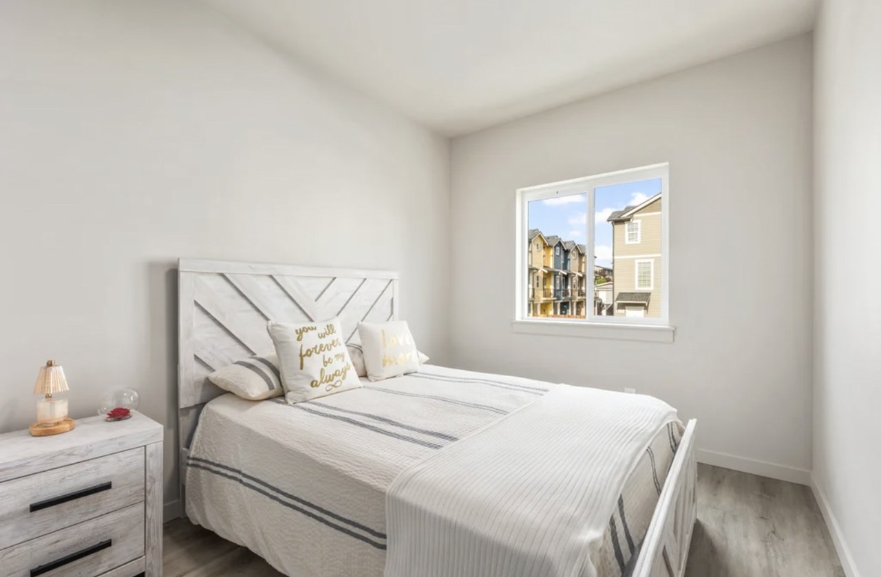 4034 S Puget Sound Ave #301 - Photo 5 of 10