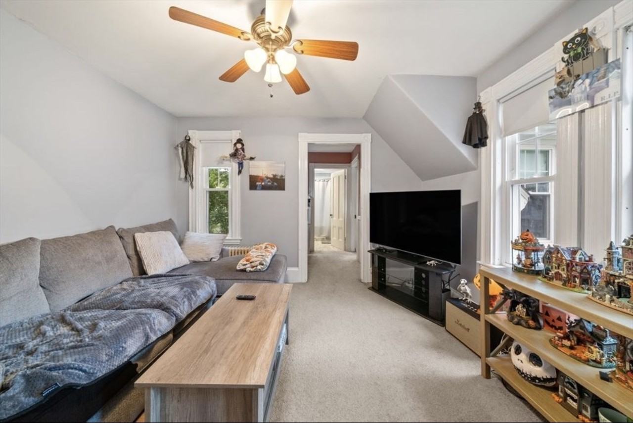 74 Stetson St #2 - Photo 3 of 12