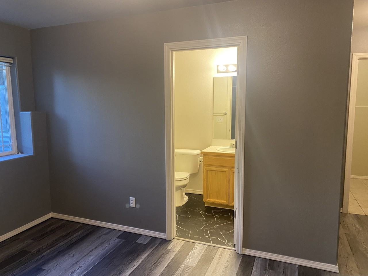 4910 Guemes Ln - Photo 7 of 12