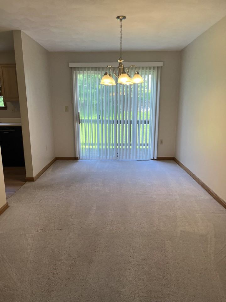 1112 Cranston Dr - Photo 4 of 14