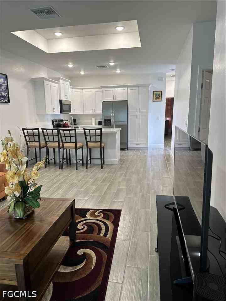 405 W 12th St - Photo 4 of 8