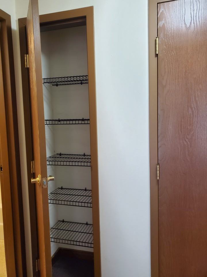 735 Main St #G - Photo 5 of 14