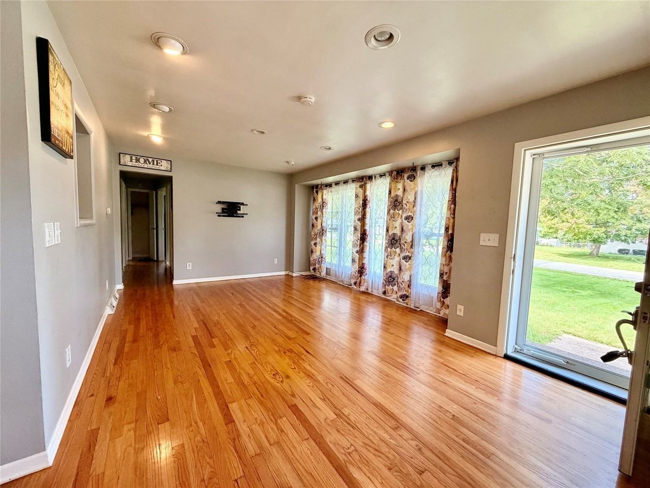 3051 Aberdeen Ave - Photo 7 of 20