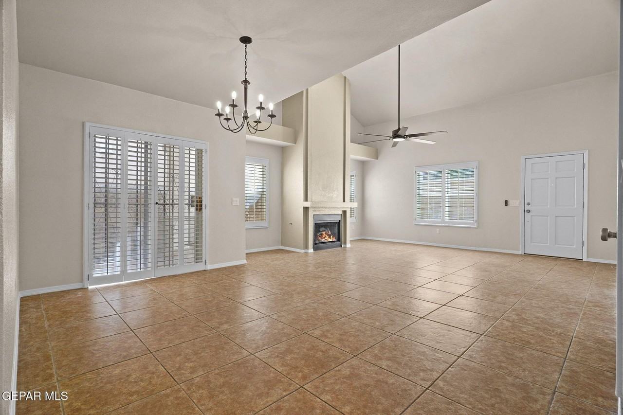 143 N Alto Mesa Dr #B - Photo 2 of 37