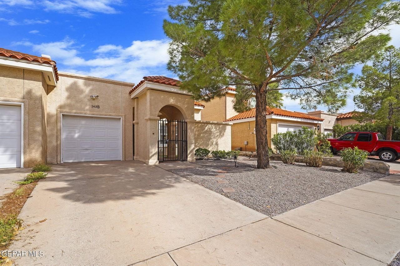 143 N Alto Mesa Dr #B - Photo 6 of 37