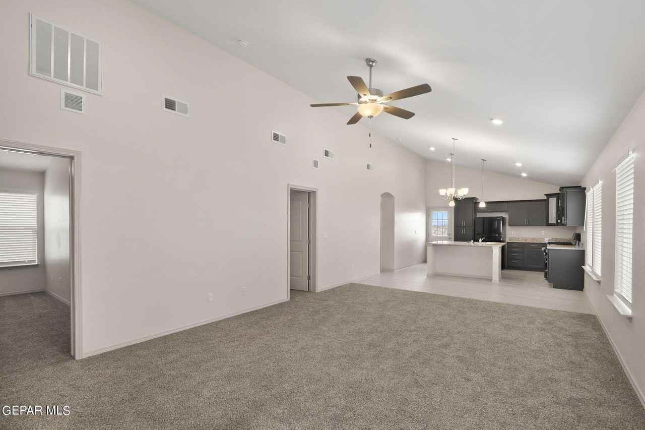 5116 Joe Castillo St - Photo 6 of 31