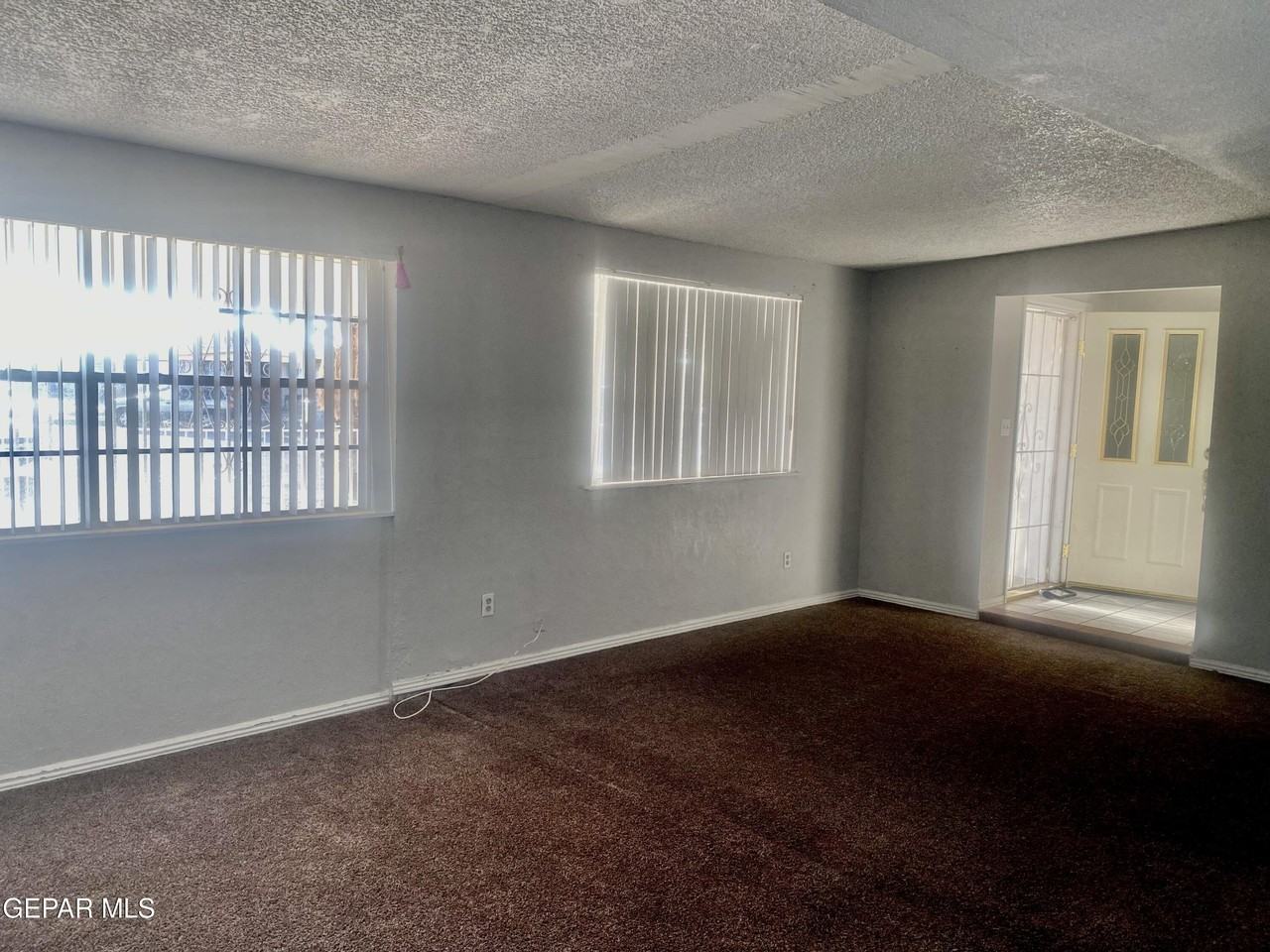 8210 Marfil Dr - Photo 3 of 25