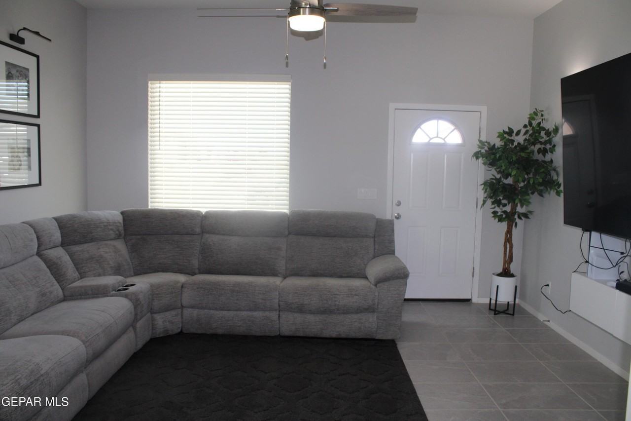 640 Paseo Dulce Ave - Photo 4 of 22