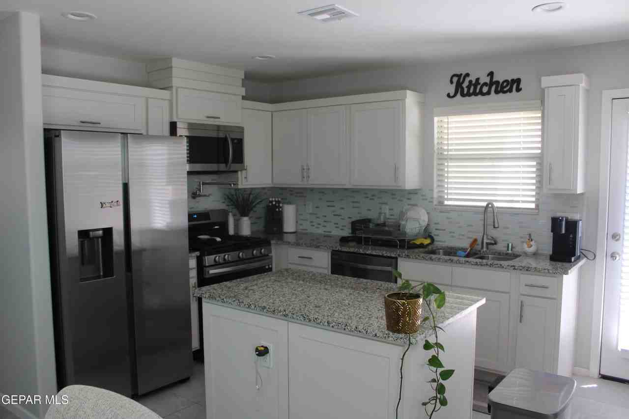 640 Paseo Dulce Ave - Photo 5 of 22
