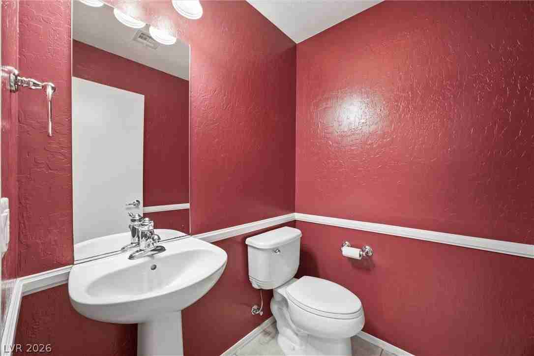 5298 Aurora Beam Ave - Photo 7 of 17