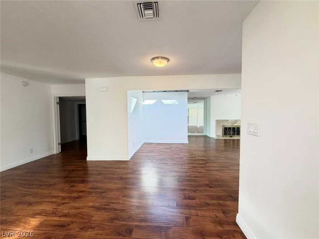 3174 Bel Air Dr - Photo 6 of 22