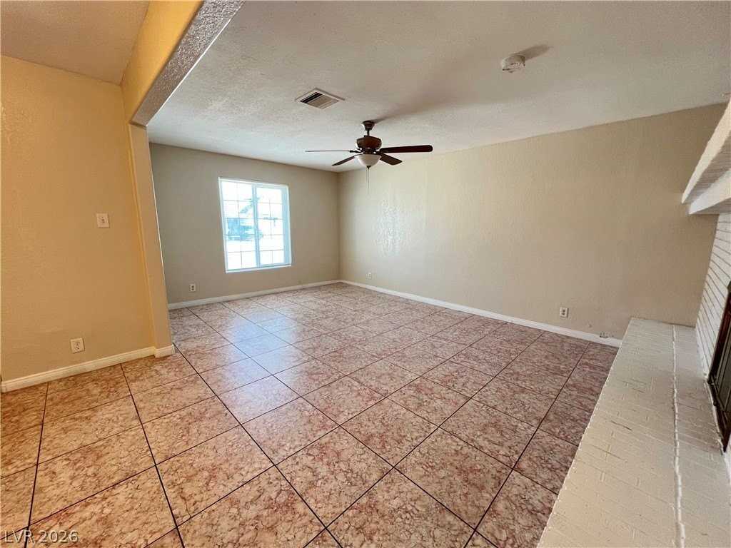 1304 Wengert Ave - Photo 6 of 30
