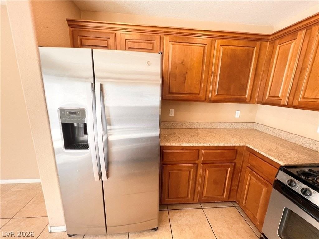 6067 W Dewey Dr - Photo 4 of 43