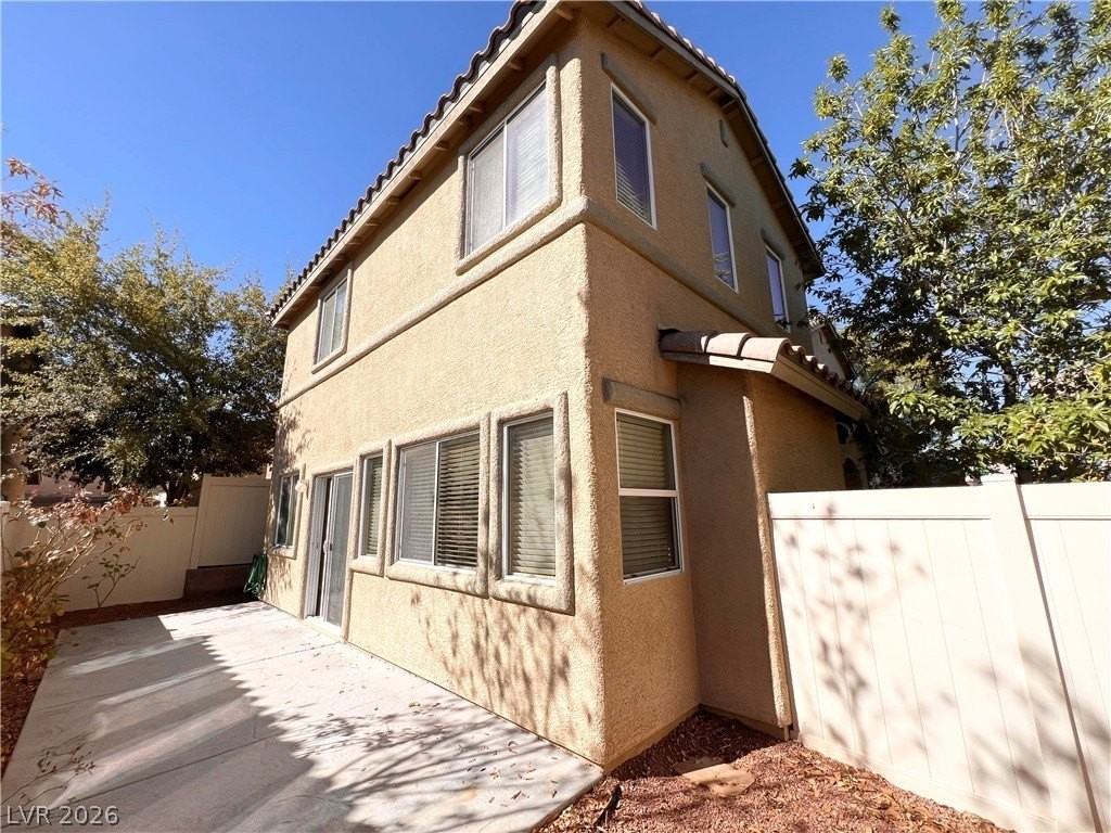 6067 W Dewey Dr - Photo 6 of 43