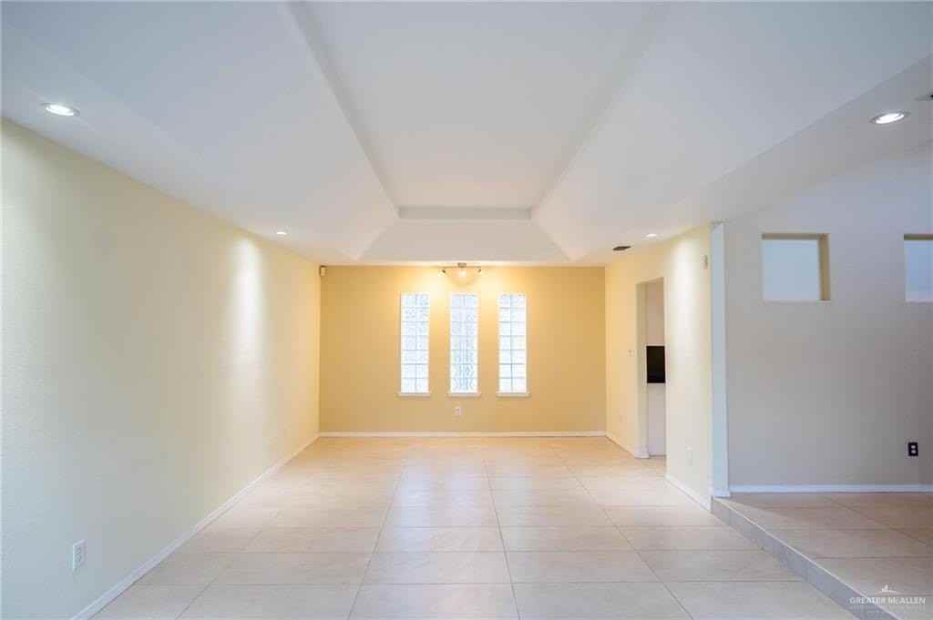 1901 Duke Ave - Photo 6 of 44