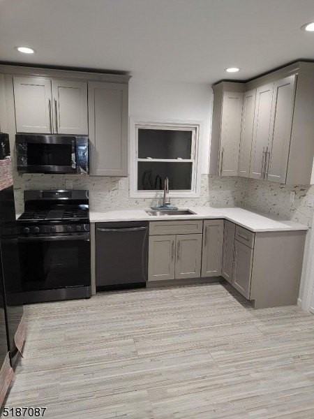 1222 Robert St - Photo 3 of 6