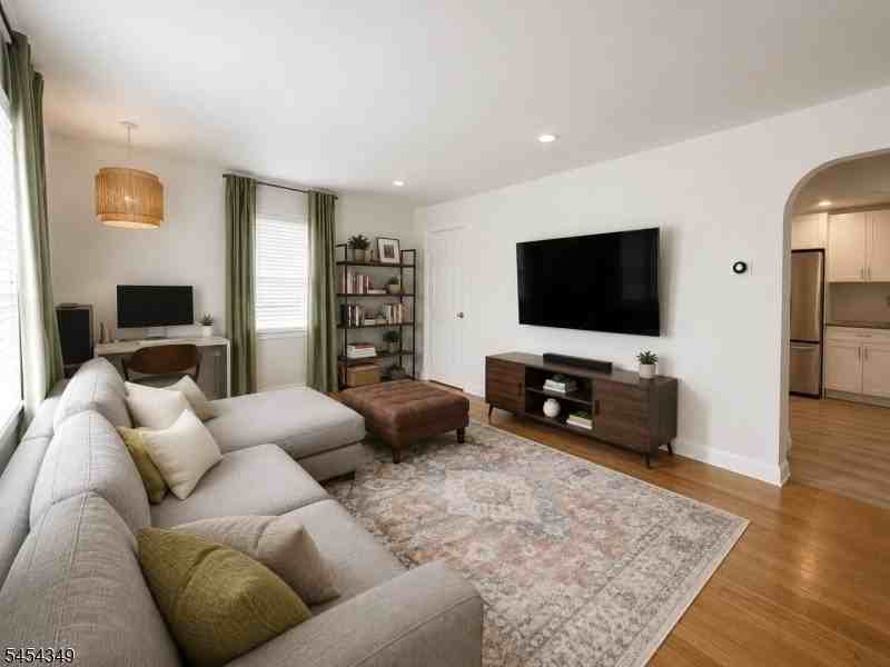 62 W Inman Ave - Photo 3 of 13