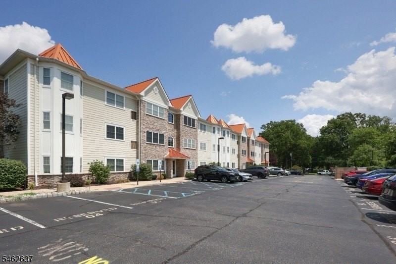 1400 Saint Georges Ave #105 - Photo 2 of 22