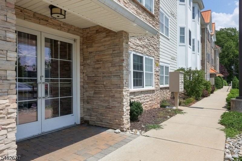 1400 Saint Georges Ave #105 - Photo 3 of 22
